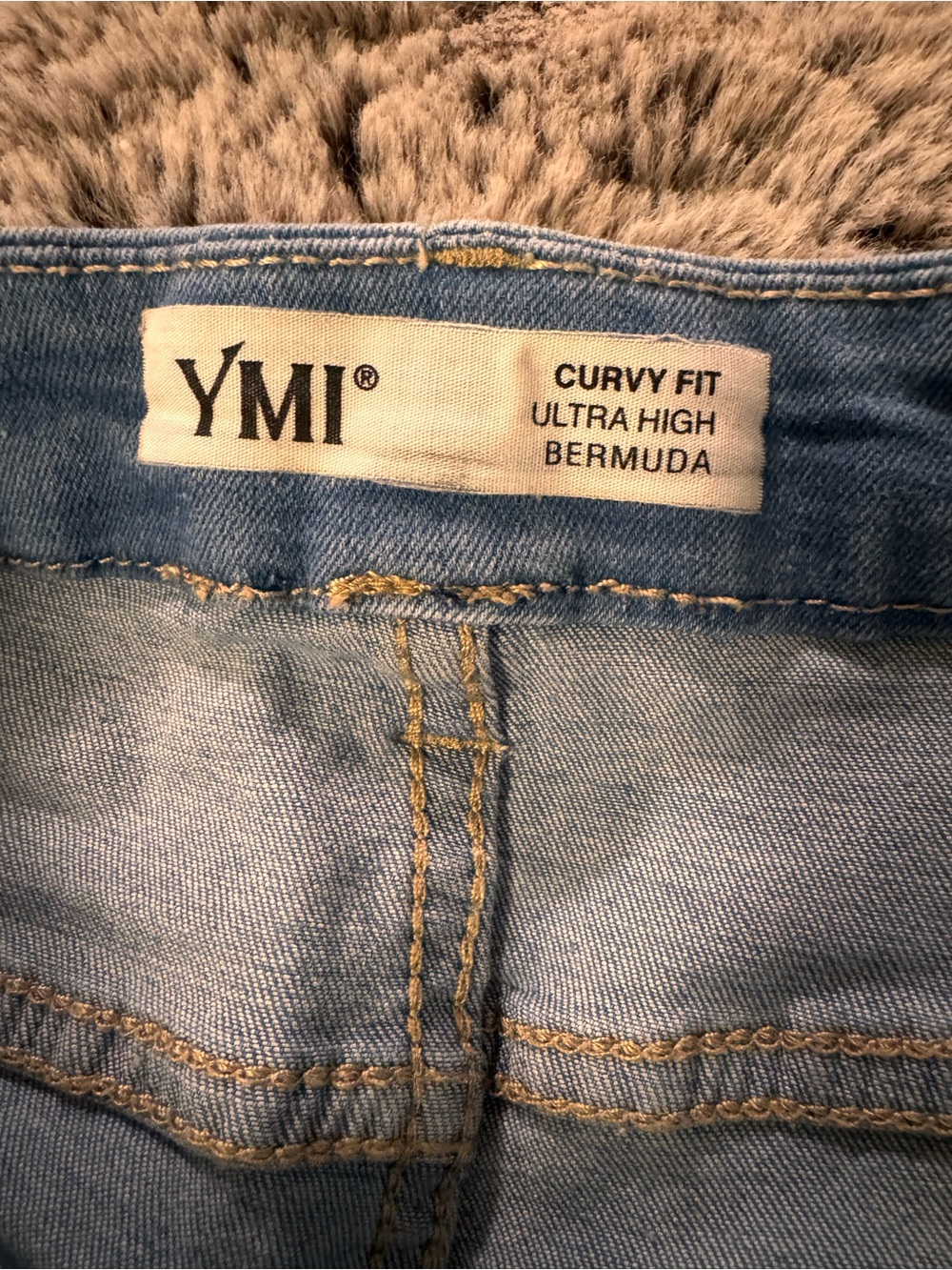 YMI Curvy & Lift Bermuda Shorts - Picture 2 of 3